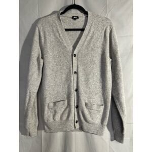 Uniqlo Cardigan Sweater Mens Medium Gray 100% Wool Button Pocket Academia